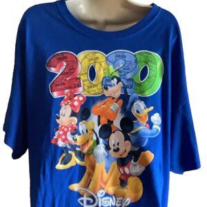 NWT Disney 2020 Graphic T-Shirt Size: XL